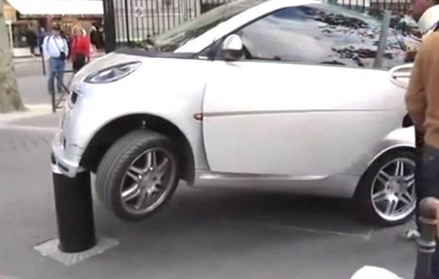 Θέλει τέχνη για να παρκάρεις… έτσι! (βίντεο)