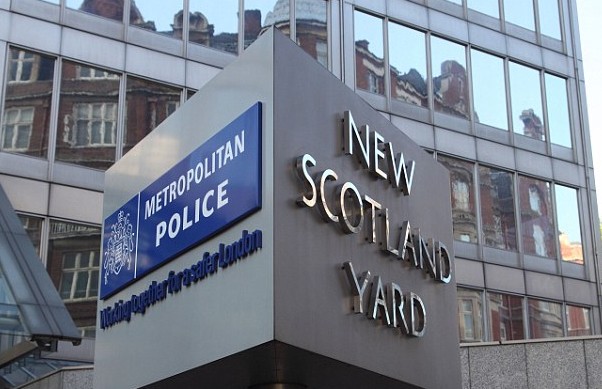 Μυστηριώδης εξαφάνιση συζύγου τζιχαντιστή στη Βρετανία (φωτογραφία)