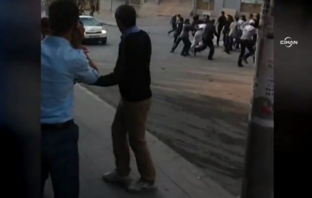 Κωνσταντινούπολη: Αυτοκίνητο πατάει Κούρδο διαδηλωτή (βίντεο)