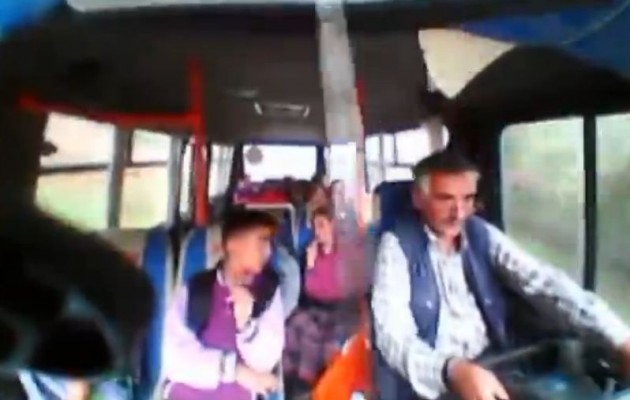 Τουρκία: 14 τραυματίες από τροχαίο με σχολικό (βίντεο)