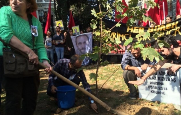 Κηδεία Τούρκου κομμουνιστή που σκοτώθηκε στην Κομπάνι