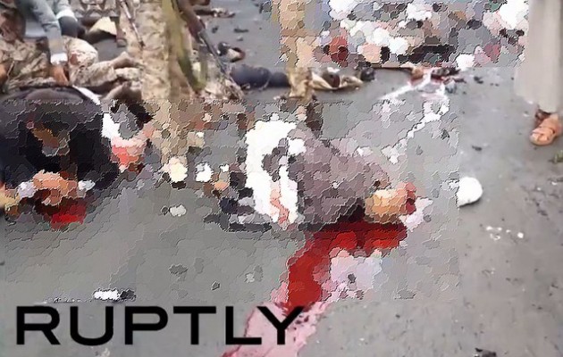 Γέμισε ο δρόμος πτώματα – 42 νεκροί σε επίθεση αυτοκτονίας (βίντεο)