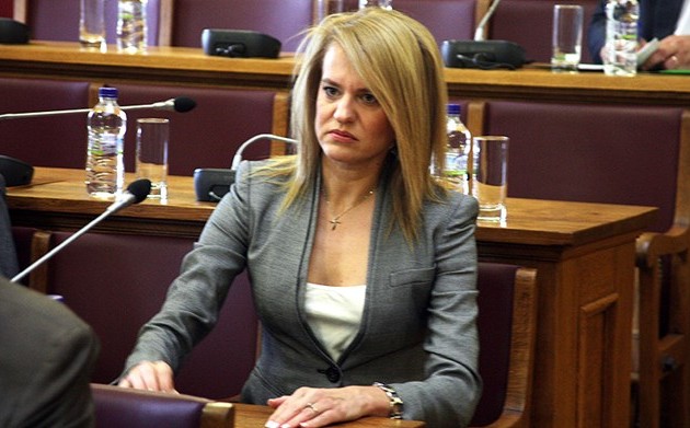 Θεοδώρα Τζάκρη: “Η πολιτική μου συνεργασία με τον ΣΥΡΙΖΑ είναι δεδομένη”