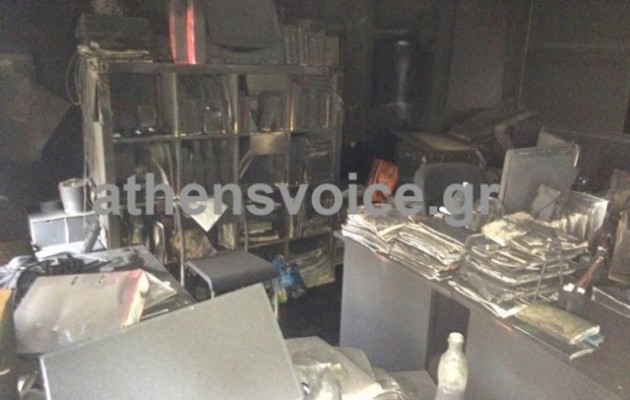 Εμπρησμός η πυρκαγιά στα γραφεία της Athens Voice (φωτογραφίες)