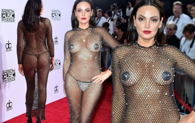 Μπλεόνα Κερέτι: Η “Αλβανίδα Μαντόνα” μιμείται τη Ριάνα