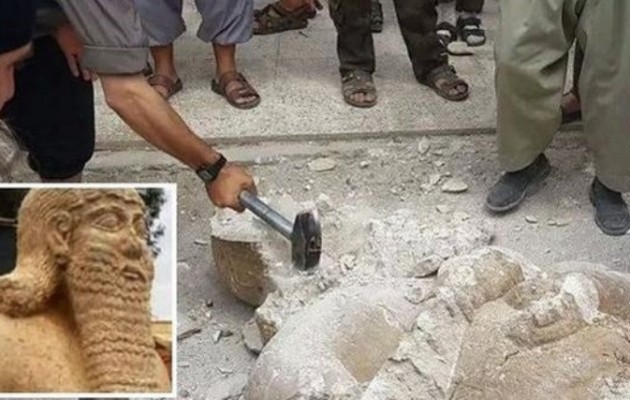 Το Ισλαμικό Κράτος καταστρέφει αρχαία ασσυριακά αγάλματα