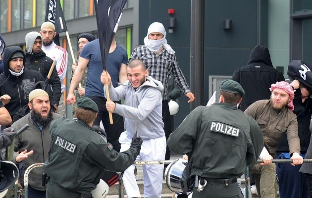 Γερμανία: Γιγαντιαία επιχείρηση κατά τζιχαντιστών