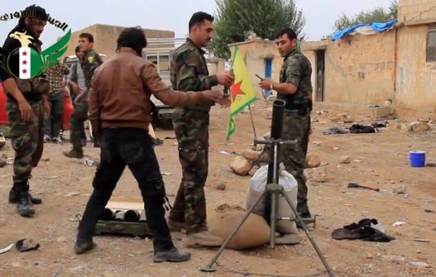 Οι Κούρδοι στην Κομπάνι βομβαρδίζουν το Ισλαμικό Κράτος (βίντεο)
