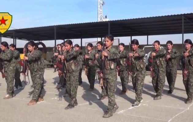 Γυναίκες κυνηγοί τζιχαντιστών έτοιμες για μάχη – Δείτε το βίντεο