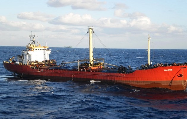 Στο κλειστό γυμναστήριο της Ιεράπετρας οι 700 μετανάστες