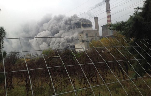 ΔΕΗ: Μεγάλη φωτιά στην Πτολεμαΐδα – 2 άτομα στο νοσοκομείο (βίντεο)