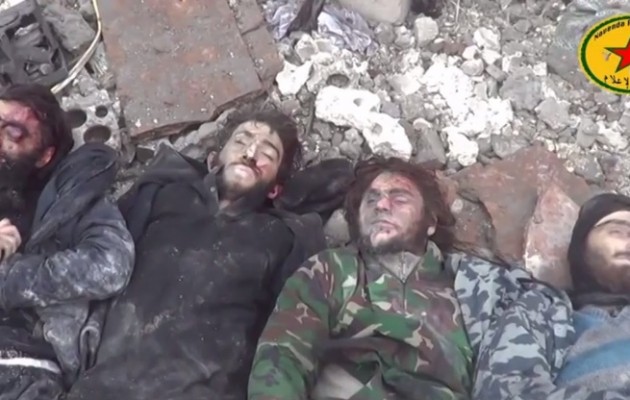 Νεκροί τζιχαντιστές και λάφυρα στην Κομπάνι (σκληρό βίντεο)