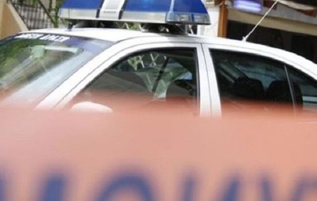 Ύποπτη τσάντα έξω από τράπεζα στο Χαλάνδρι