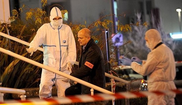 “Μοναχόλυκος” τζιχαντιστής μαχαίρωσε τρεις αστυνομικούς στη Γαλλία