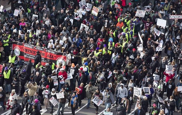 Μεγαλειώδης πορεία στην Ουάσιγκτον για τις δολοφονίες Αφροαμερικανών