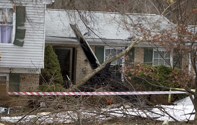 ΗΠΑ: 6 νεκροί από συντριβή ιδιωτικού τζετ σε σπίτι