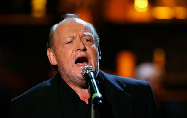 Έφυγε από τη ζωή  ο θρύλος της ροκ Τζο Κόκερ