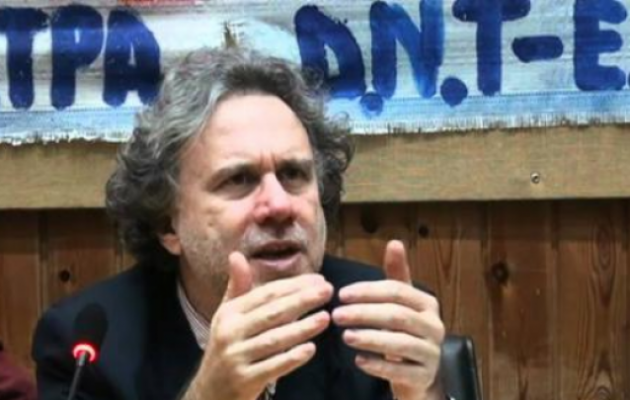 Ο Κατρούγκαλος ρωτά την Κομισιόν για την παρέμβαση Γιούνκερ