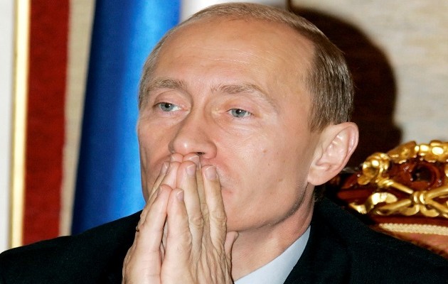 Πούτιν: Η κρίση προκλήθηκε από εξωτερικούς παράγοντες