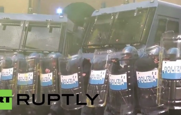 Σφοδρές συγκρούσεις και επεισόδια στην Ιταλία για τα εργασιακά (βίντεο)