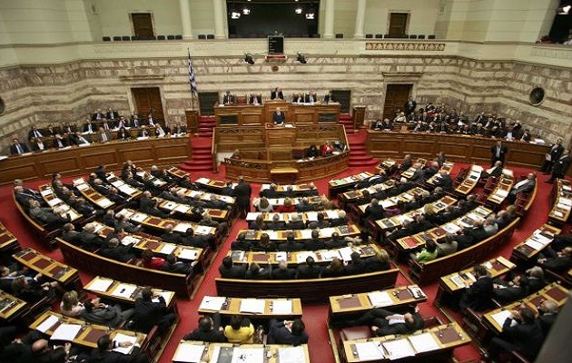 Πέρασαν με Πράξη Νομοθετικού Περιεχομένου την παράταση του μνημονίου