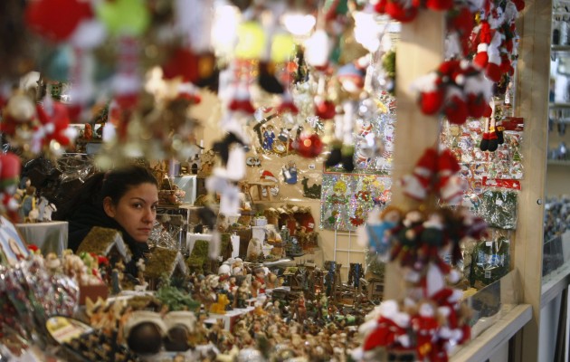 Σαφάρι ελέγχων στην Χριστουγεννιάτικη αγορά