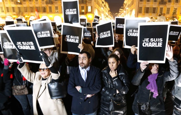 Εκατοντάδες χιλιάδες διαδηλωτές στο Παρίσι κατά της τρομοκρατίας
