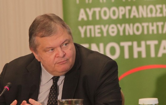 Ο Βενιζέλος έφτασε να νουθετεί για… διασυρμό της χώρας