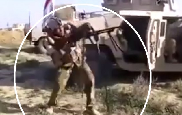 Ιρακινός με οπλοπολυβόλο κάνει τον Ράμπο αλλά ο πόλεμος δεν είναι ταινία (βίντεο)