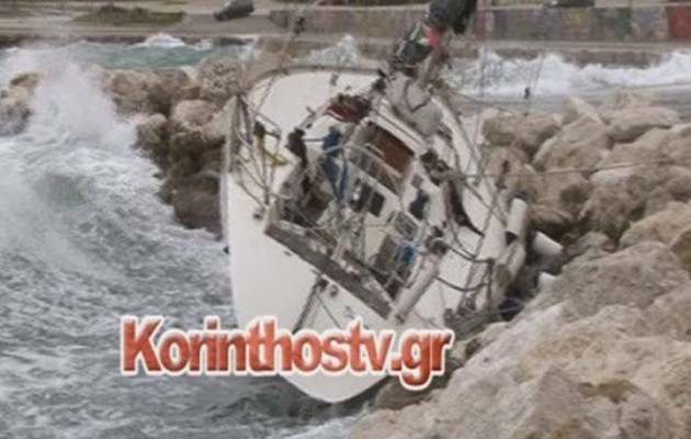 Ιστιοφόρο… πάρκαραν στα βράχια οι άνεμοι στην Κόρινθο (βίντεο)