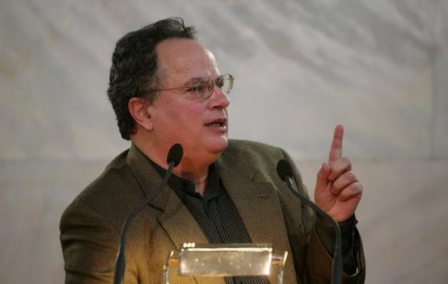 Τους βάζει σε “τάξη” ο Κοτζιάς – Πρώτα ο Σκοπιανός και μετά ο Τούρκος