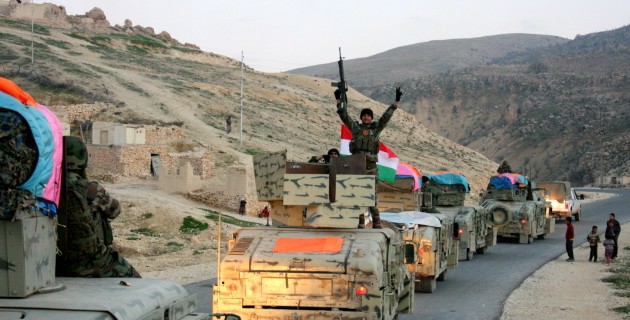 Άγριες οδομαχίες Κούρδων και τζιχαντιστών στην πόλη Σιντζάρ