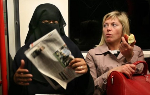 Αυξάνονται οι λεκτικές επιθέσεις σε μουσουλμάνες στην Αγγλία
