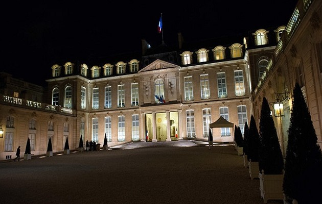 Γαλλία: Αστυνομικός χτυπήθηκε σκοπίμως από αυτοκίνητο έξω από το Προεδρικό Μέγαρο