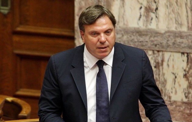 Πεταλωτής: Ο Παπανδρέου προόριζε για πρωθυπουργό τον Βενιζέλο το 2012