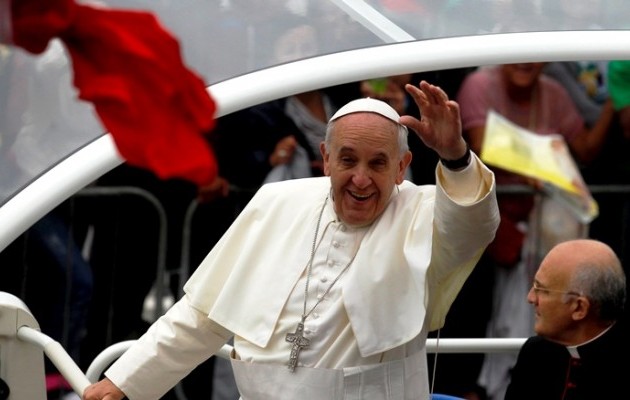 Πάπας Φραγκίσκος: Να κάνετε παιδιά, αλλά όχι σαν τα κουνέλια