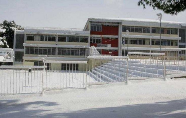 Ποια σχολεία θα παραμείνουν κλειστά στην Αττική λόγω χιονιά