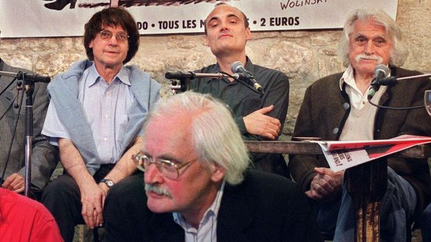 Σκιτσογράφος Charlie Hebdo: Θα κάνουμε εμετό στους όψιμους φίλους μας