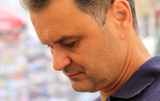 Το σχόλιο του Ξυνίδη για την ορκωμοσία Τσίπρα και τα… σπορτέξ της Μπιρμπίλη