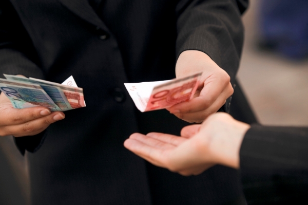 Συνελήφθη υπάλληλος πολεοδομίας για δωροληψία