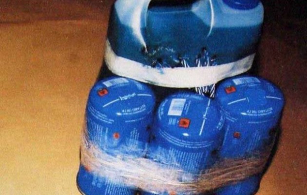 Εκρηκτικός μηχανισμός στην αυλή σπιτιού στην Μεταμόρφωση