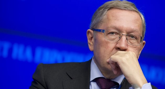 Ρέγκλινγκ: «Έξοδος της Ελλάδας από το ευρώ  δεν γίνεται»