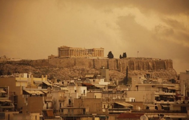 Αμμοθύελλα από τη Σαχάρα έχει καλύψει την Αθήνα