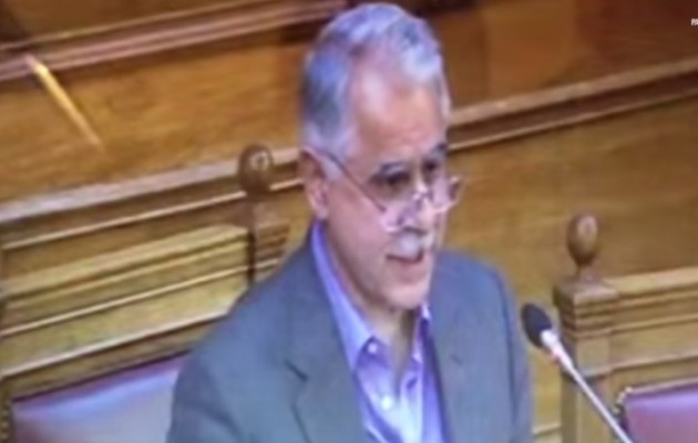 Μπαλάφας: “Αστεϊσμός” που είπε τον Κωνσταντινόπουλο “βρώμα” (βίντεο)