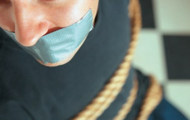 Ληστές έδεσαν χειροπόδαρα τον Δήμαρχο Κηφισιάς και τη σύζυγό του