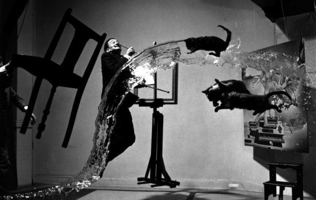 Οι πολιτικοί της λεξιλαγνείας στην Ελλάδα των ψευδαισθήσεων