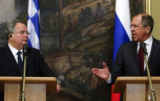Συνομιλία Κοτζιά – Λαβρόφ για τις εξελίξεις στην Ουκρανία