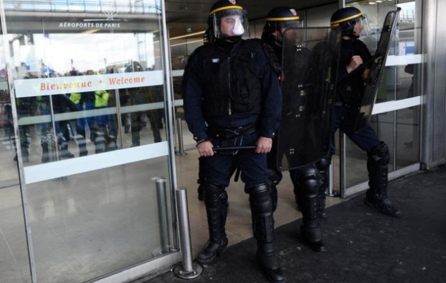 “Ψάρεψαν” έξι επίδοξους τζιχαντιστές σε γαλλικό αεροδρόμιο