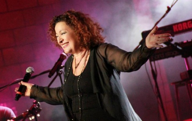 Τάνια Τσανακλίδου: “Χαίρομαι και καμαρώνω για τον πρωθυπουργό μας!”