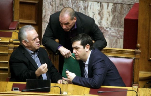 Τι ζητάει και τι δίνει η ελληνική κυβέρνηση για συμφωνία με τους δανειστές